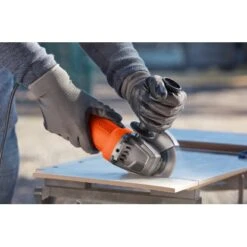 Black & Decker Black+Decker Winkelschleifer BEG110 750 W -Werkzeug Verkaufsgeschäft 382450 2012 beg110 a2