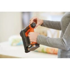 Black & Decker Black+Decker Akku-Tacker Und -Nagler BDCT12N 12 V -Werkzeug Verkaufsgeschäft 404441 2012 bdct12n f2