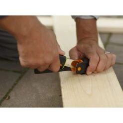 Fiskars Hochleistungsmesser Inklusive Holster Mit Integriertem Messerschärfer -Werkzeug Verkaufsgeschäft 473973 4905 4