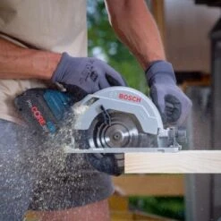 Bosch Professional Akku-Kreissäge GKS 18 V-57 G Solo Mit Kreissägeblatt & L-Boxx 13 Bosch Professional Akku-Kreissäge GKS 18 V-57 G Solo Mit Kreissägeblatt & L-Boxx -Werkzeug Verkaufsgeschäft 7940851 A 01