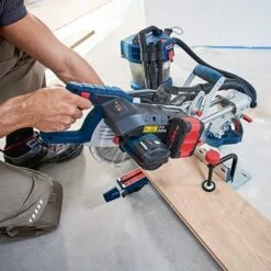 Bosch Professional Akku-Kapp- Und Gehrungssäge Biturbo GCM 18V-216 1.600 W Solo -Werkzeug Verkaufsgeschäft 8385460 AB07