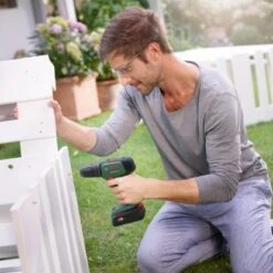 Bosch 18 V Akkuschrauber UniversalDrill 18V Inkl. 2,5 Ah Akku, Mit Koffer -Werkzeug Verkaufsgeschäft 8716417 A05