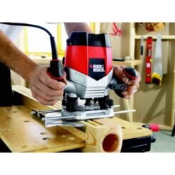 Black & Decker Black+Decker Oberfräse 1.200 W KW900E -Werkzeug Verkaufsgeschäft 951087 2012 4